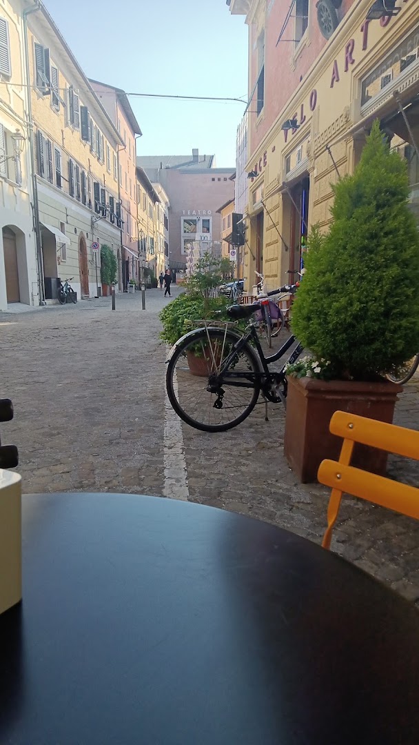 Pizzeria Fenice di Abbrugiati A&c.