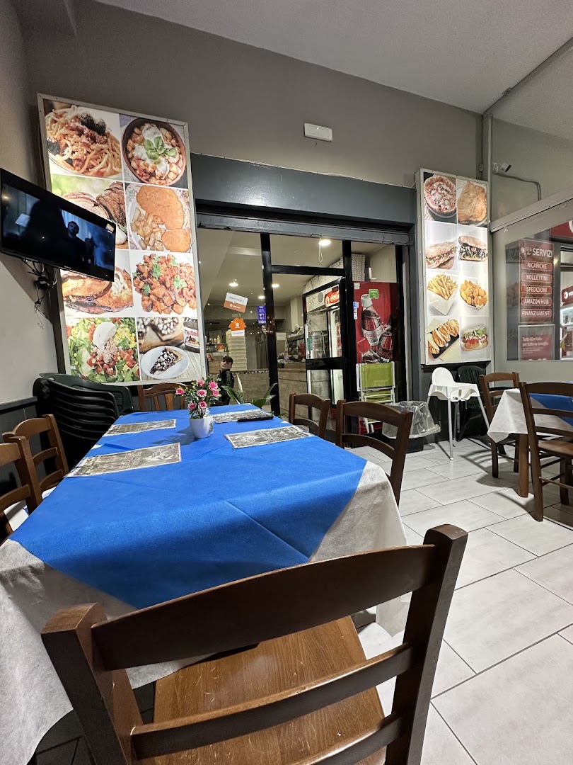 Pizzeria friggitoria bella napoli via ripuaria. 199, Varcaturo