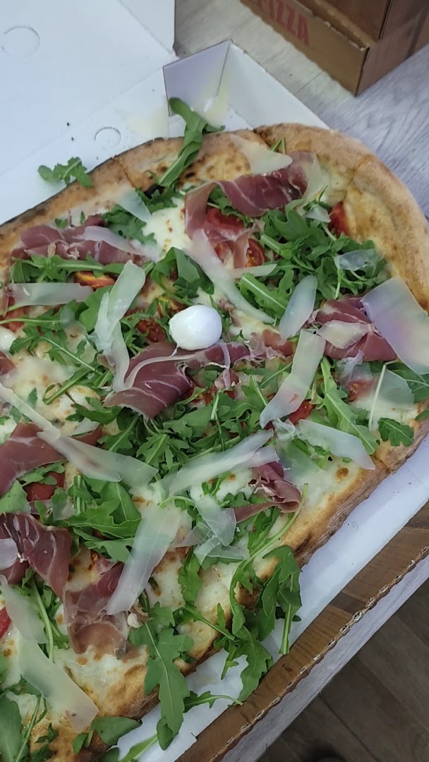 Pizzeria friggitoria La vecchia Napoli di muto Gianluca, Casavatore