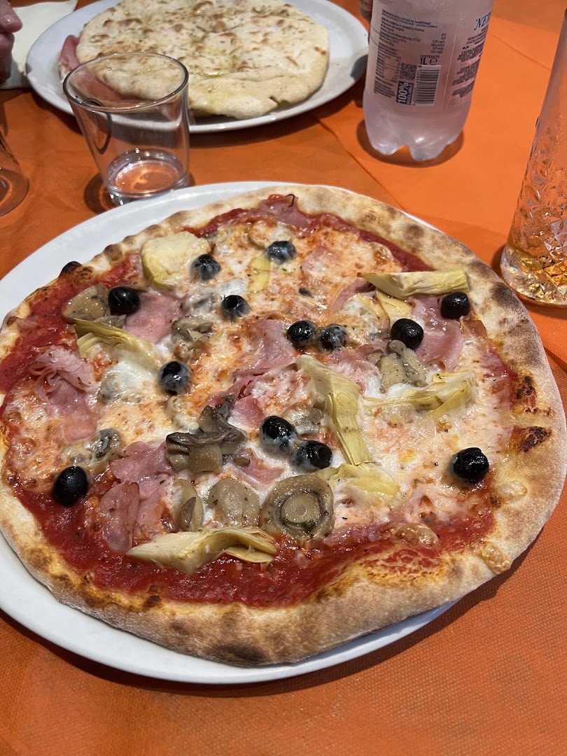 Pizzeria Fuori Campo, La Spezia
