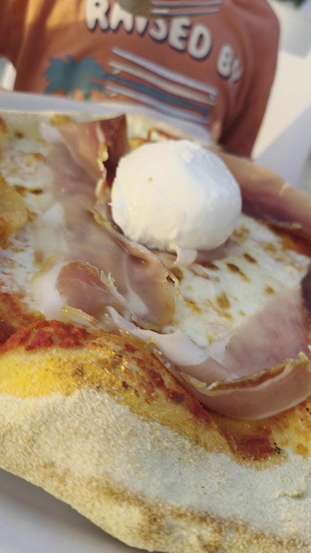 Pizzeria gelateria Stracciatempo