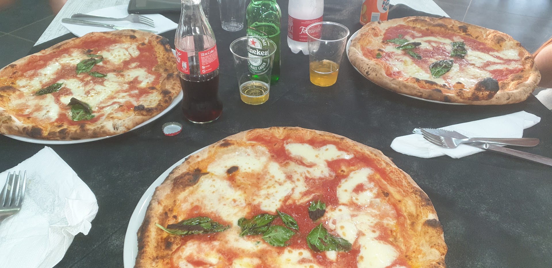 Pizzeria - Genny & Anna