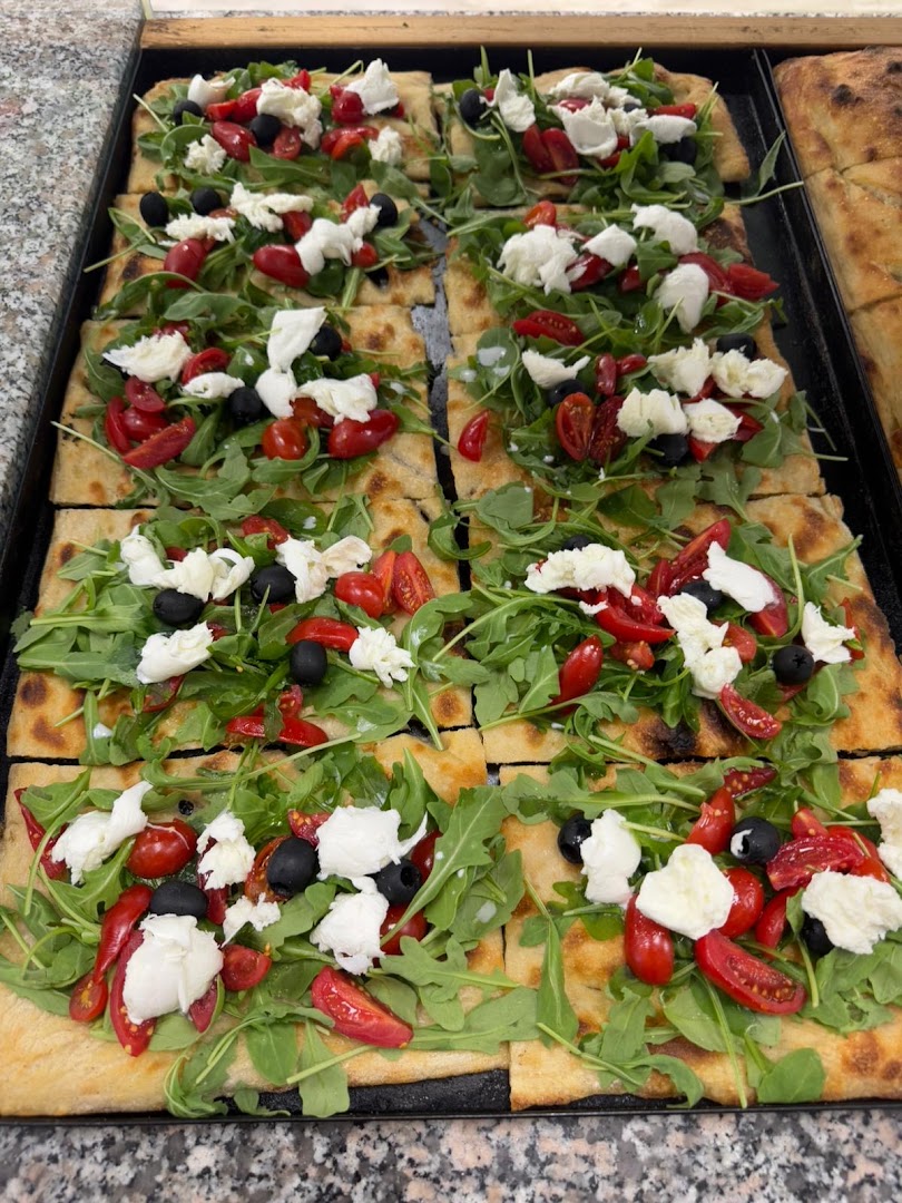 Pizzeria "Gusto Nuovo"