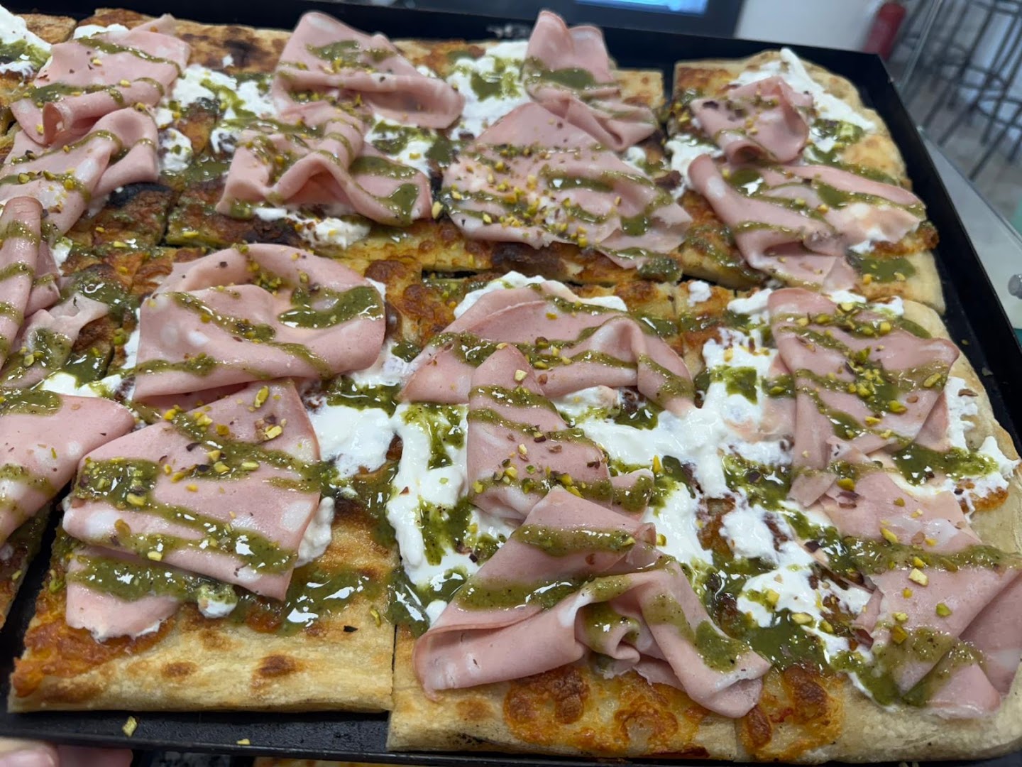 Pizzeria "Gusto Nuovo"