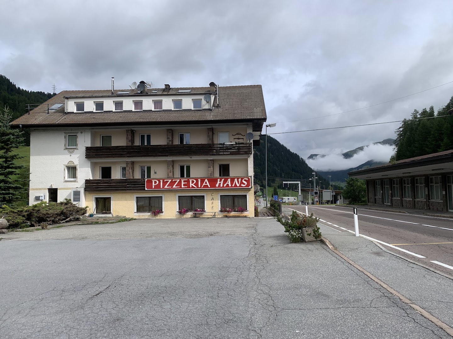 Pizzeria Hans