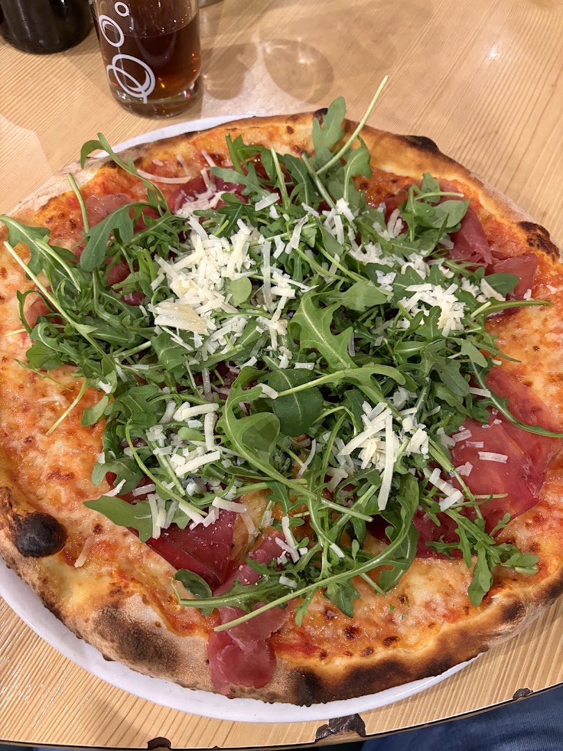 Pizzeria Hans