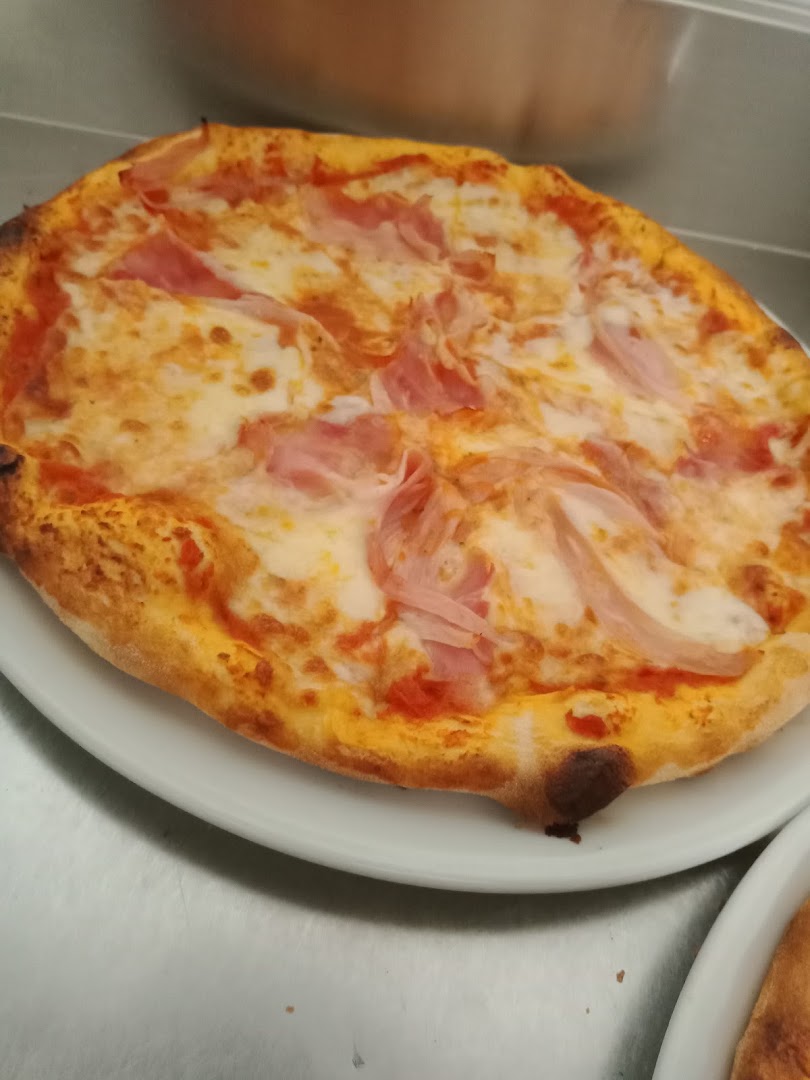 Pizzeria il Cairo kebab via Torino 24