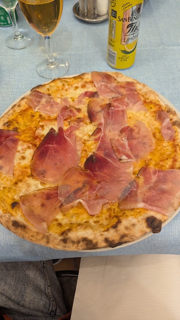 Pizzeria Il Grillo Di Ferrara Sara & C.