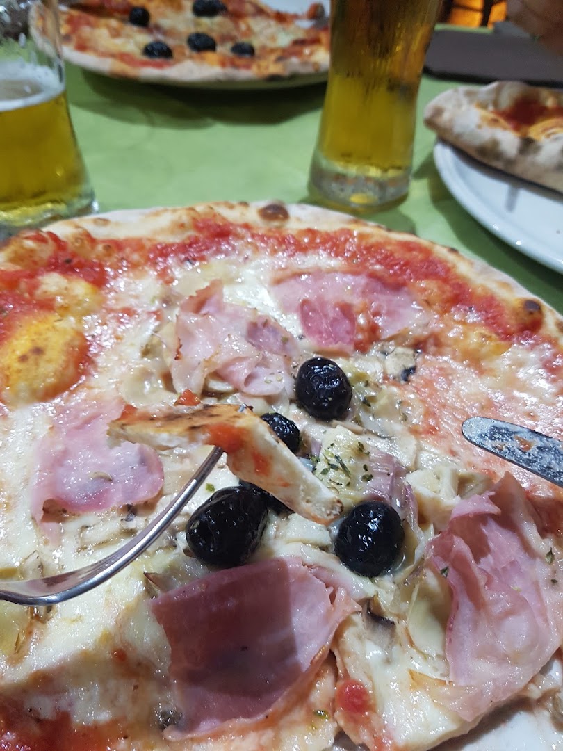 Pizzeria "Il Grottino"