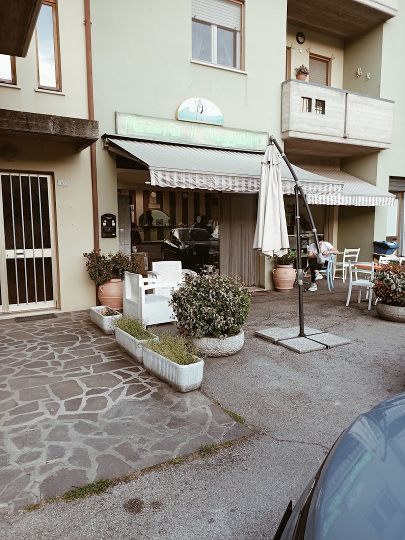 Pizzeria il Maggiolino di Rama Aleksander