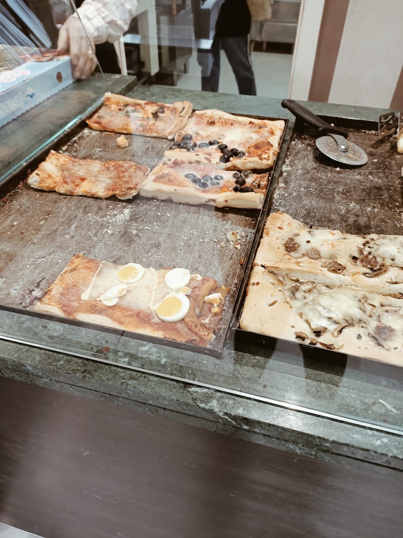Pizzeria il Maggiolino di Rama Aleksander