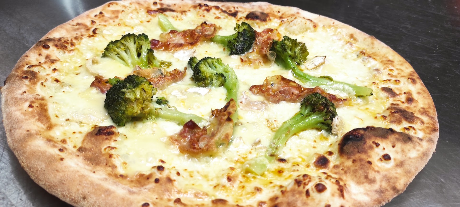 Pizzeria Il Quadrifoglio Di Gilberto Cominu