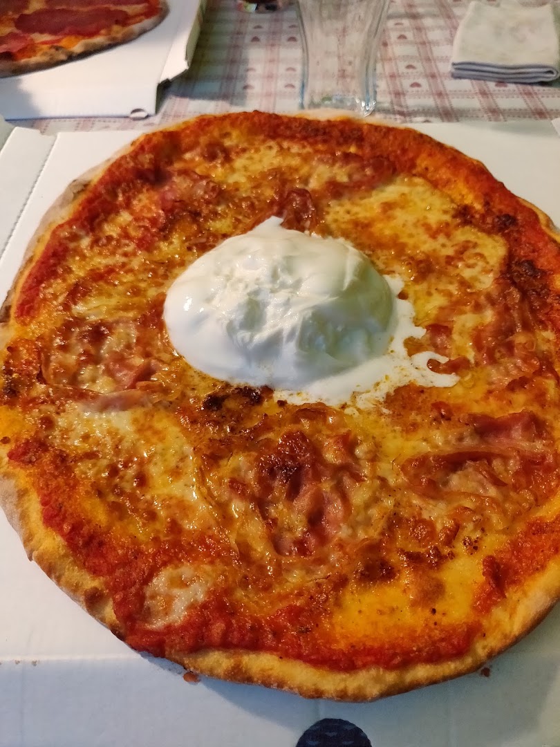 Pizzeria Jolly