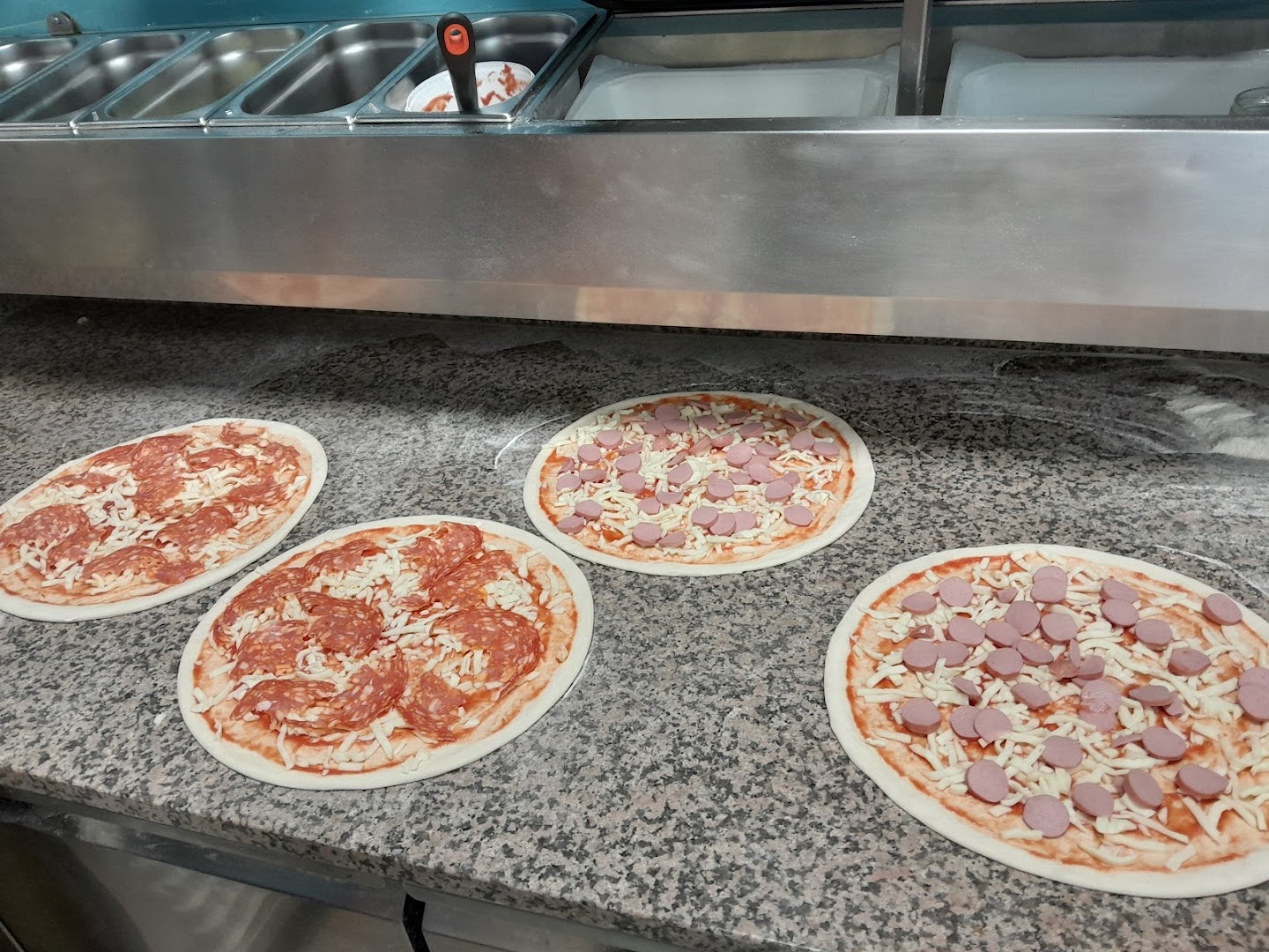 Pizzeria Kebab Avinc, Villa d'Almè