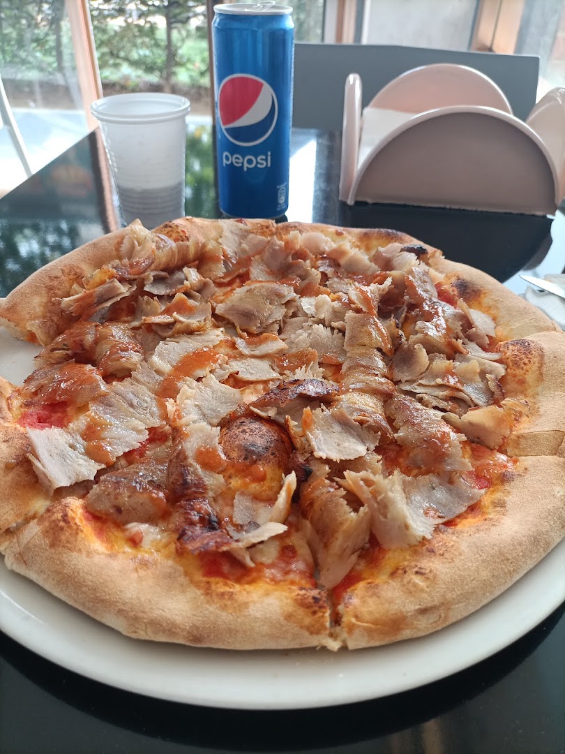 Pizzeria Kebab Sharm, Cambiano