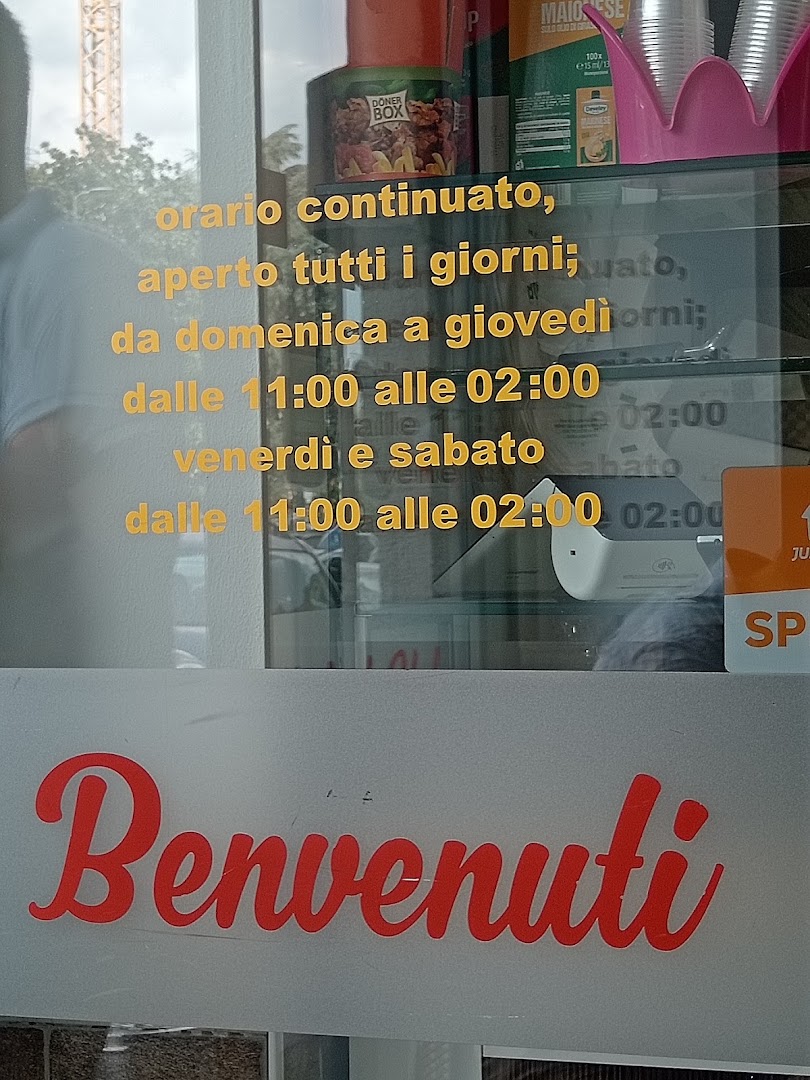 Pizzeria Kebabo d'asporto