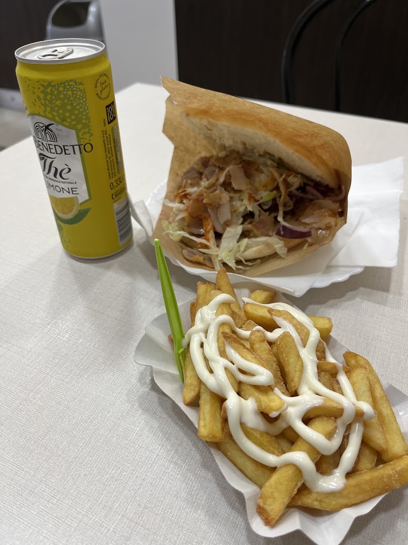 Pizzeria Kebabo d'asporto