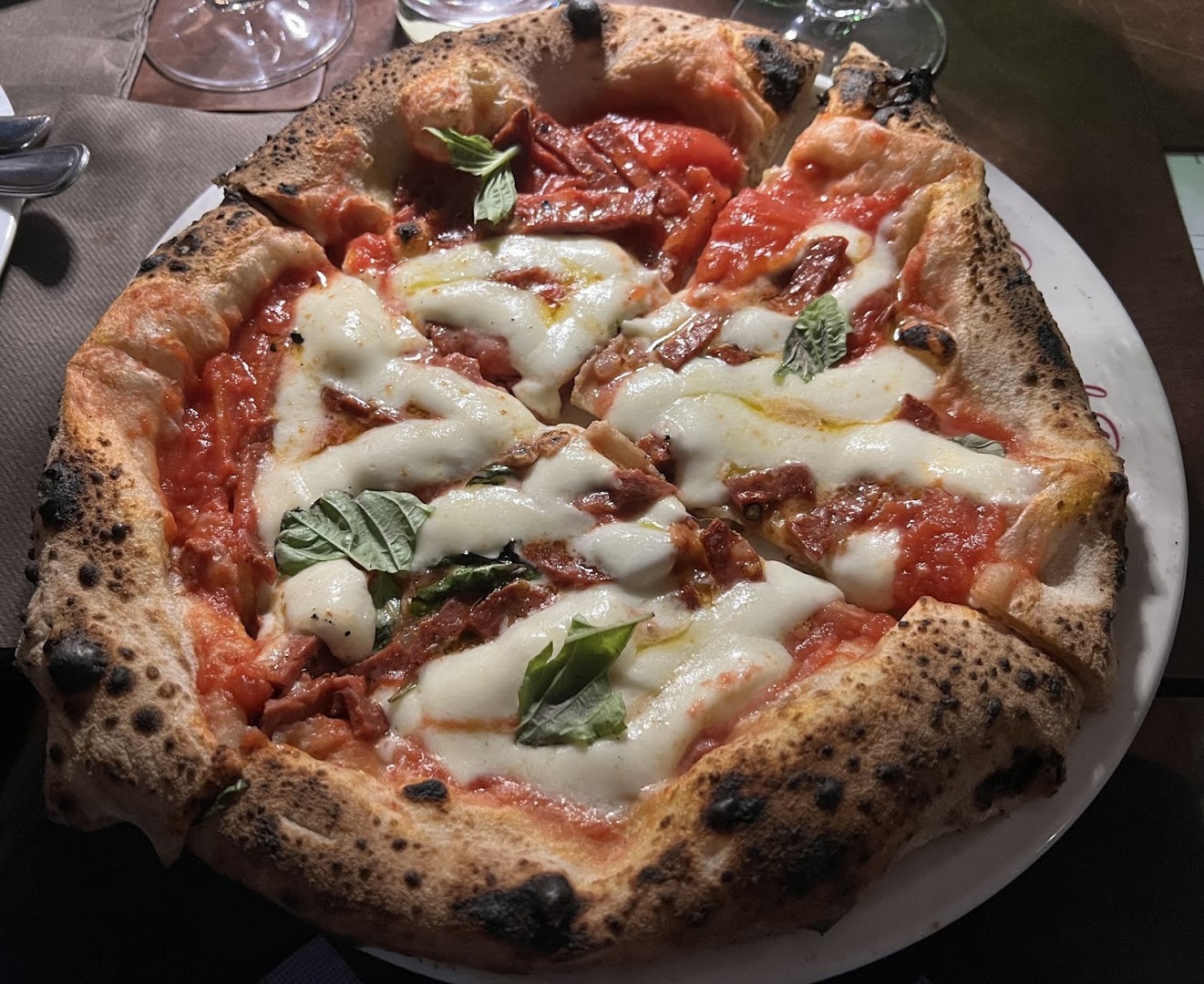 Pizzeria "La Contrada"