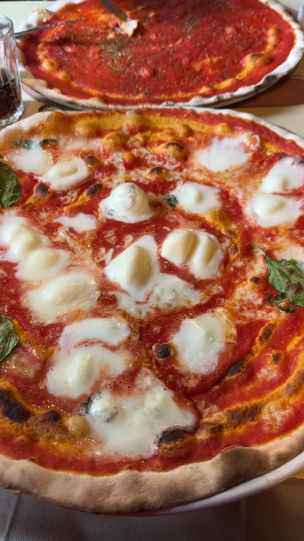 Pizzeria La Dispensa