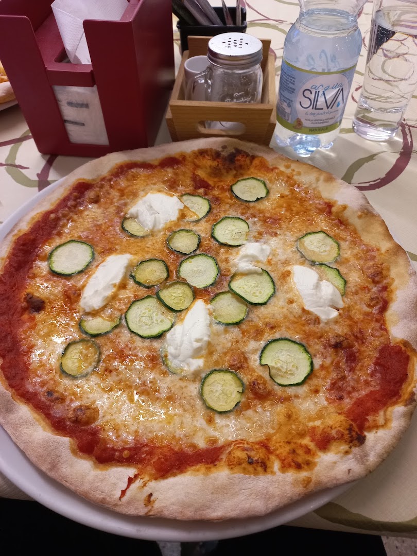 Pizzeria La Formica Srl