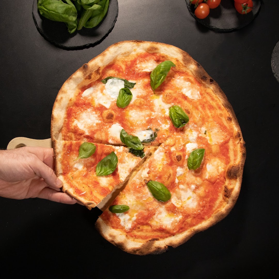 Pizzeria "La Lanterna"