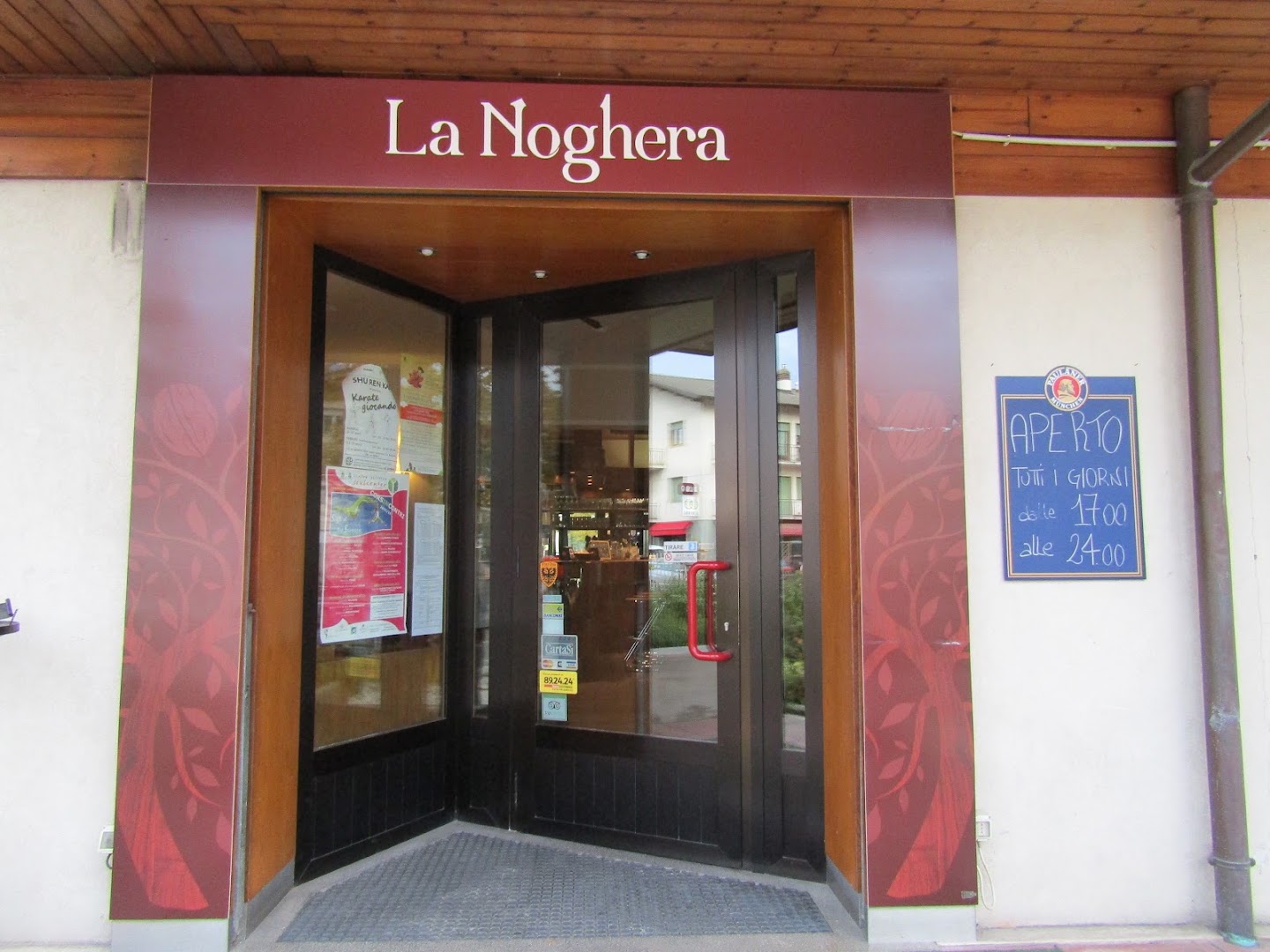 Pizzeria La Noghera