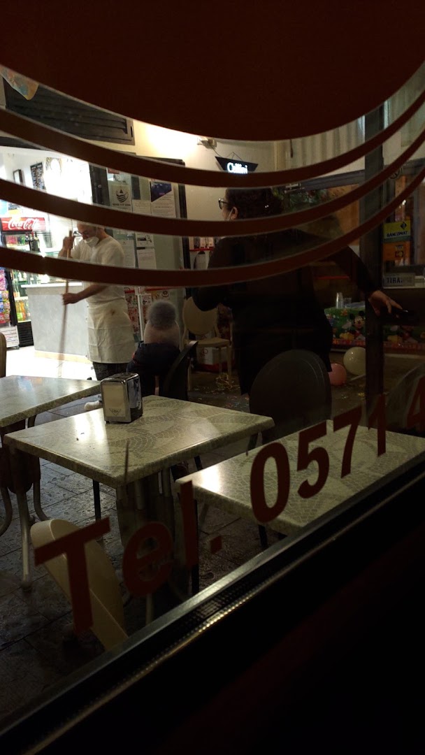 Pizzeria La Piazzetta Castel del Bosco, Castel del Bosco