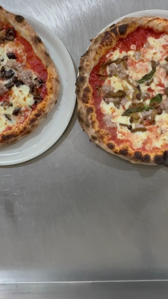 Pizzeria La Ruota 1950 " A' Ciccella"