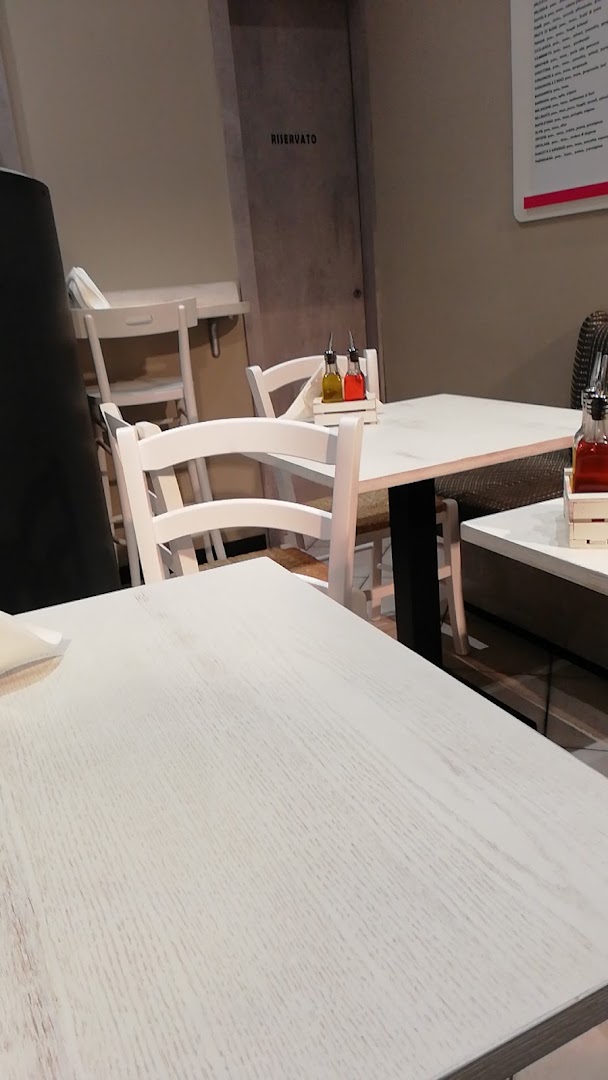 Pizzeria La Sfiziosa Di Bonini A. & Bonini F. Snc