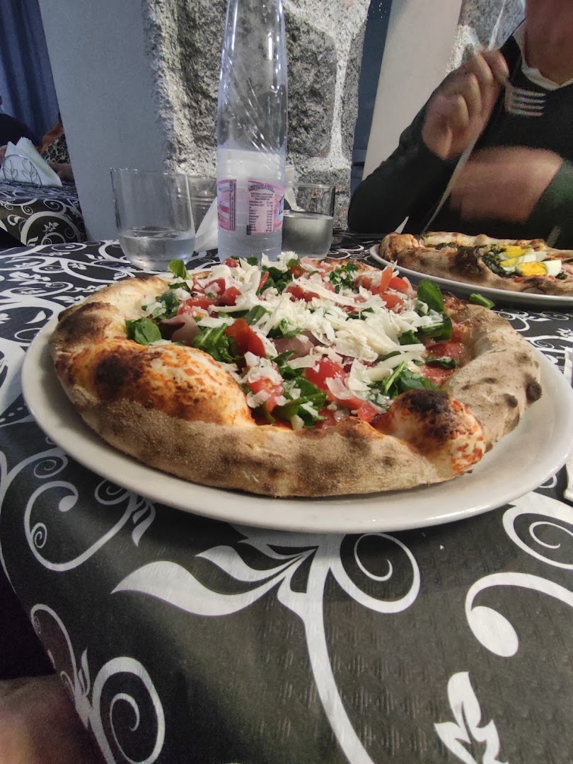 Pizzeria La Tana del Lupo