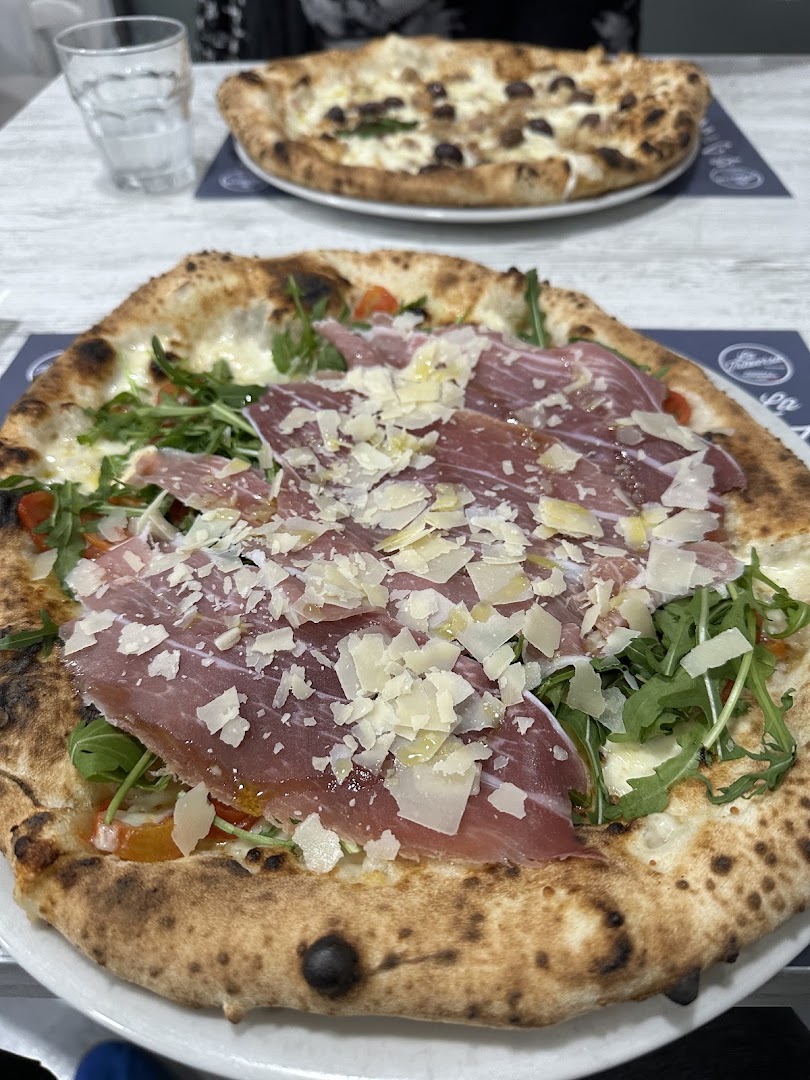 Pizzeria La Traversa cavalleggeri
