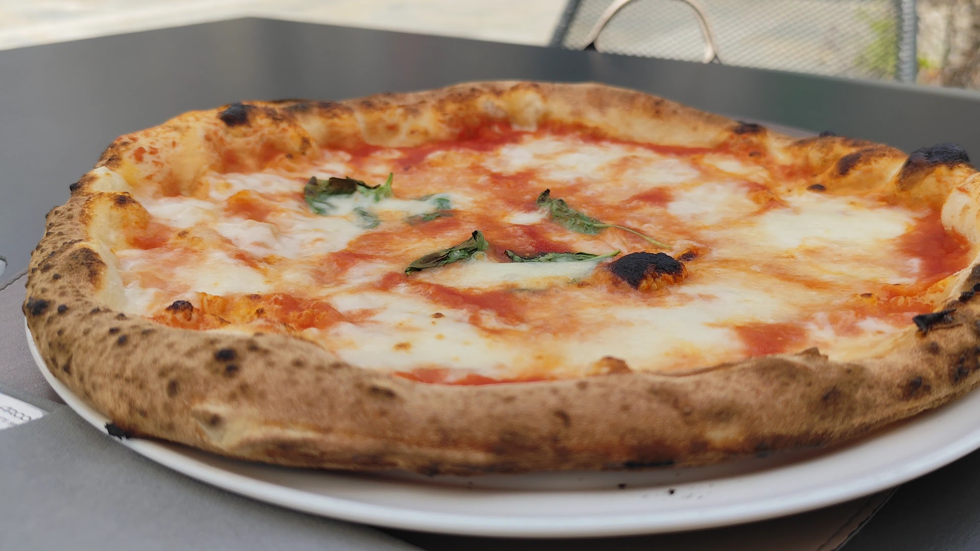 Pizzeria Leti, Tirano