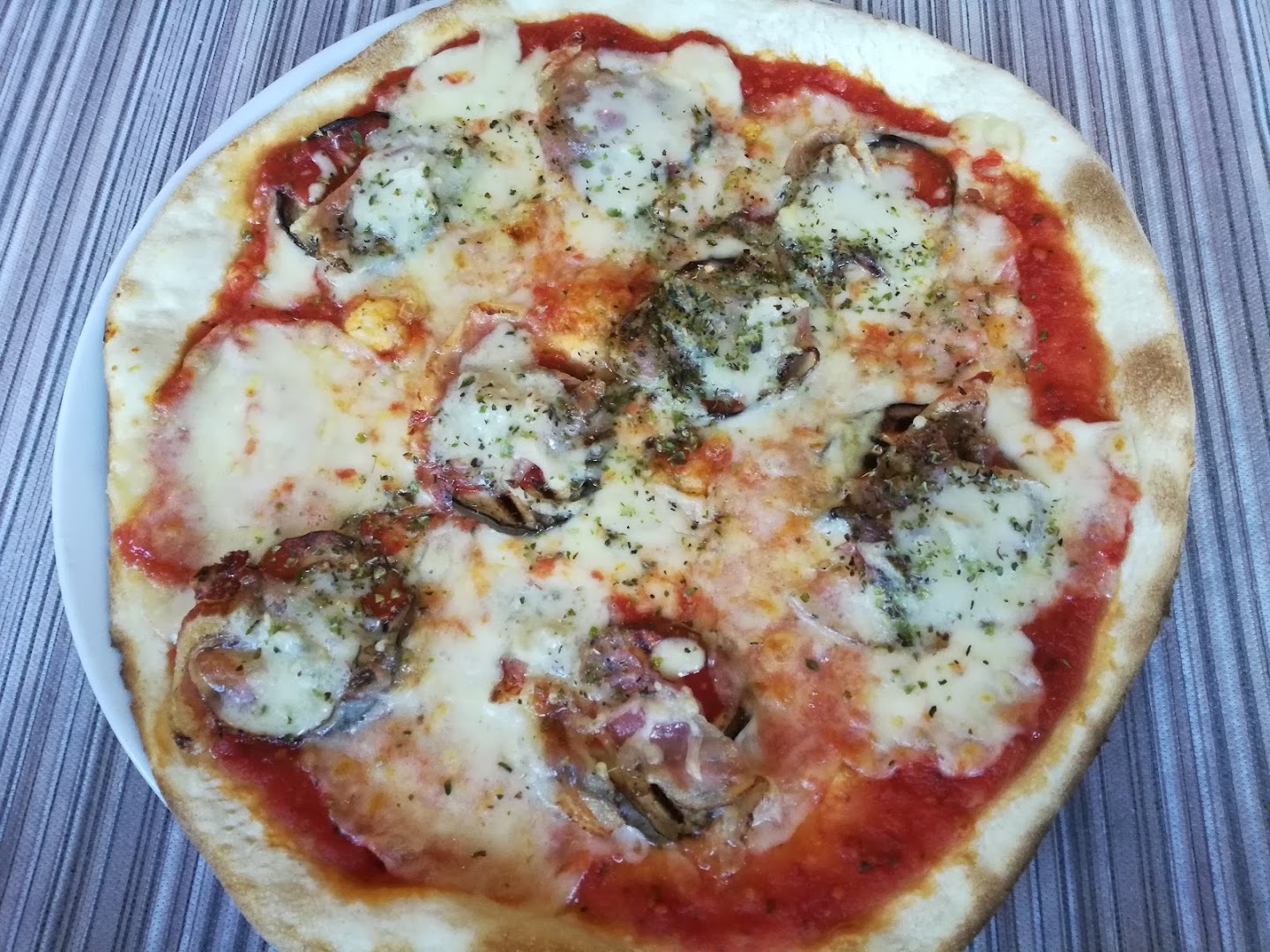 Pizzeria L'incontro, di Sabrina e Antonio