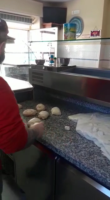 Pizzeria Lo Stuzzico Sas Di Mele Pietro