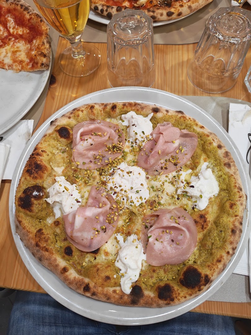 Pizzeria Lucifero, Anguillara Sabazia