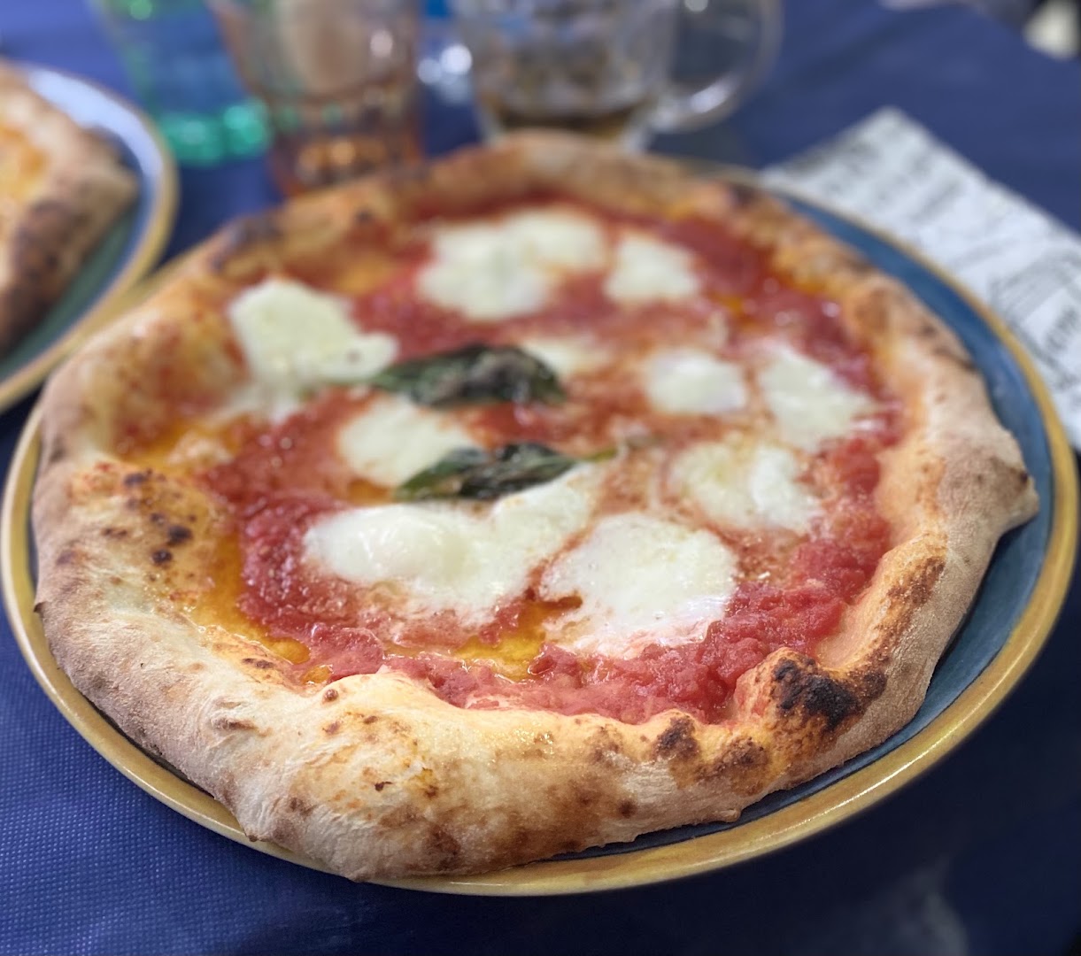 Pizzeria Luna Caprese