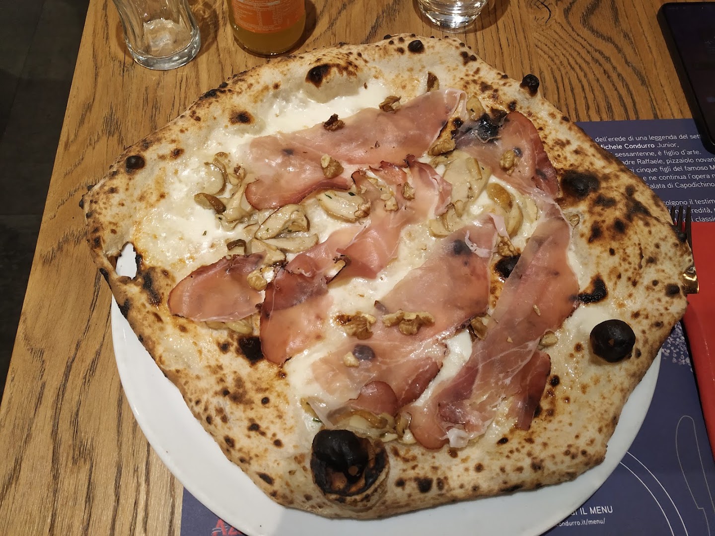 Pizzeria M. Condurro - Antica pizza Forcella dal 1937