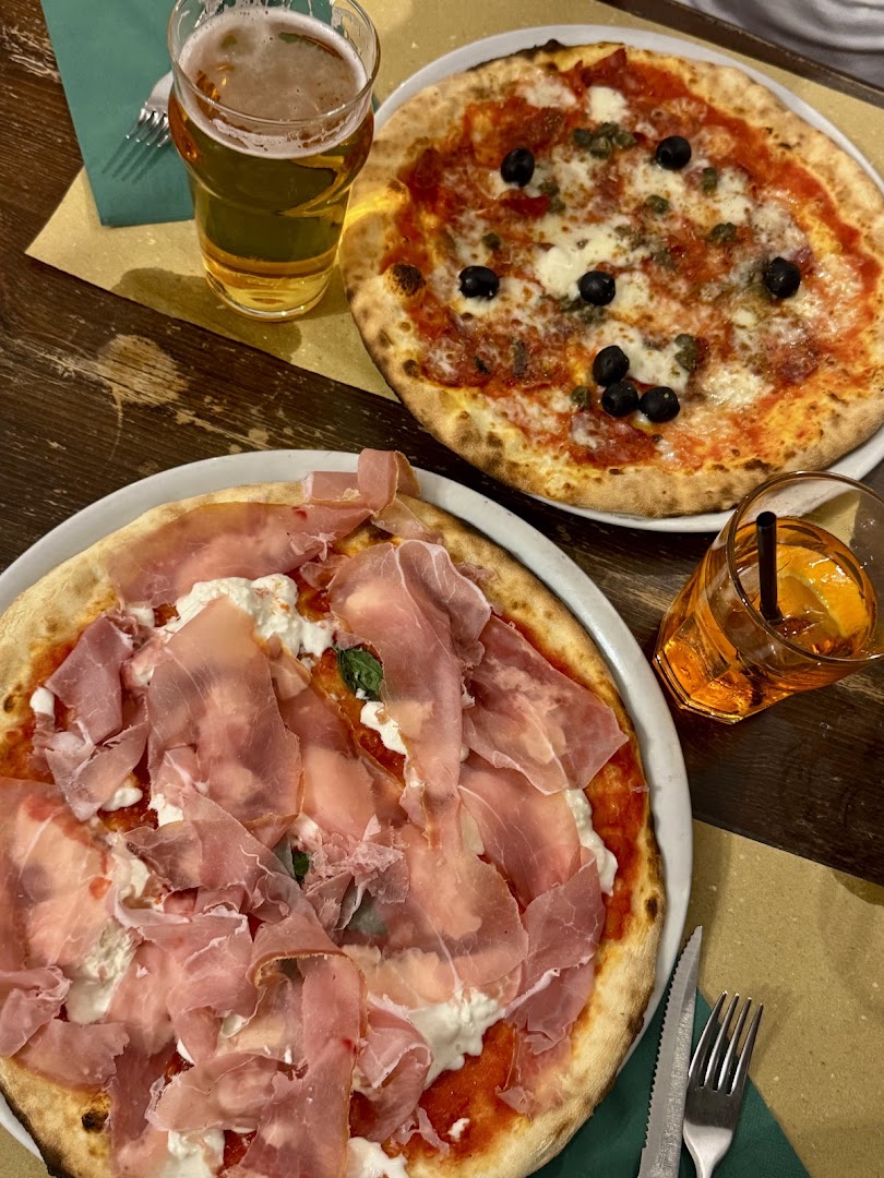 Pizzeria Magna Rosa