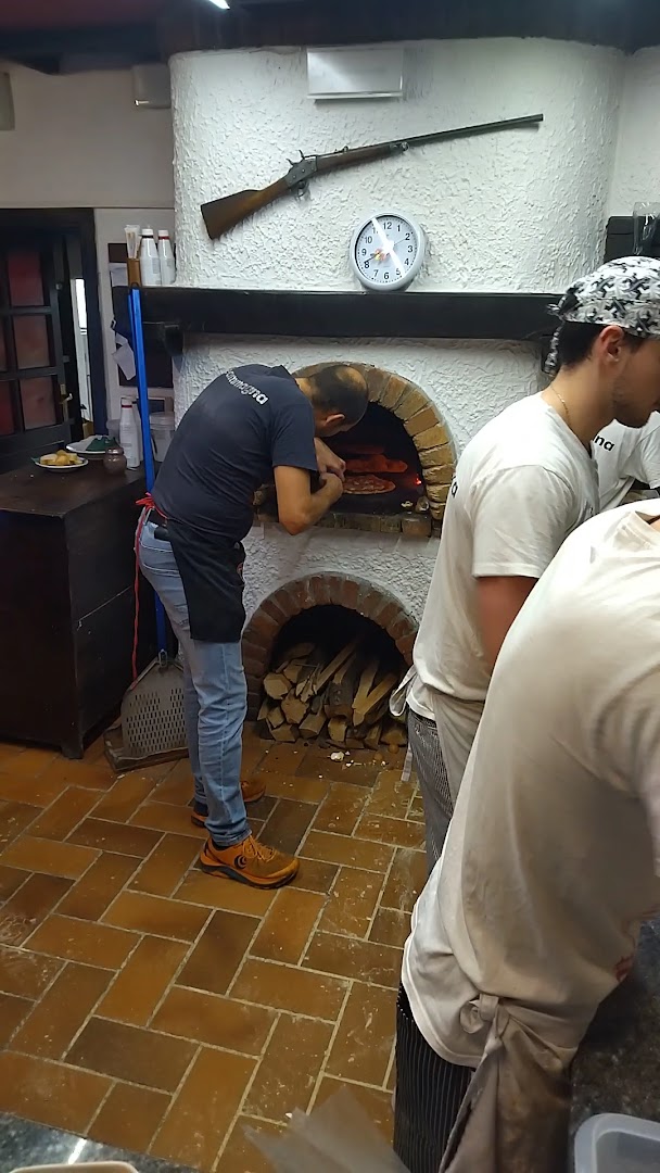 Pizzeria Magna Rosa