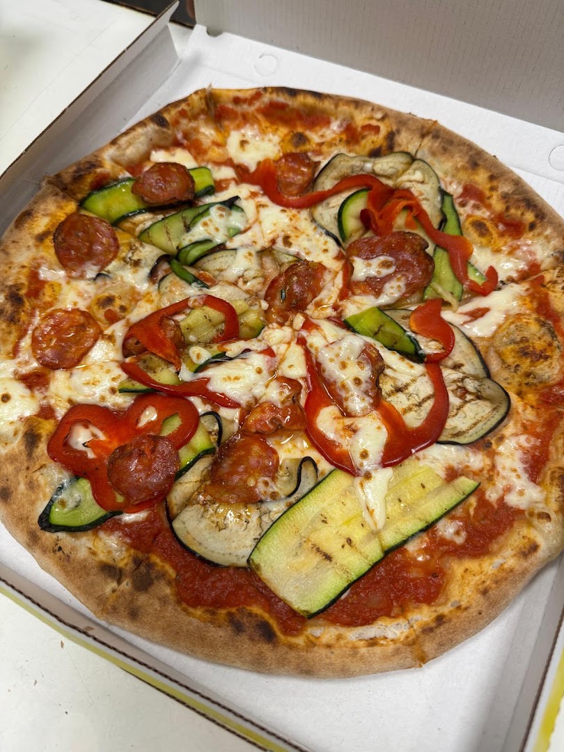 Pizzeria Mega e Fast food, Madone