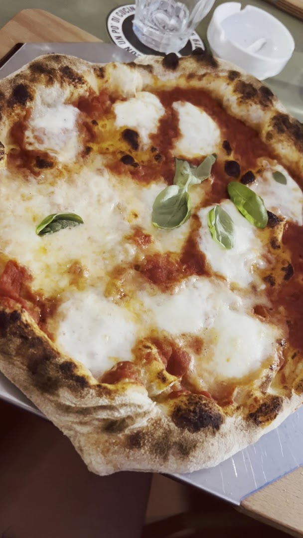 Pizzeria Mezzomarinaio Celle