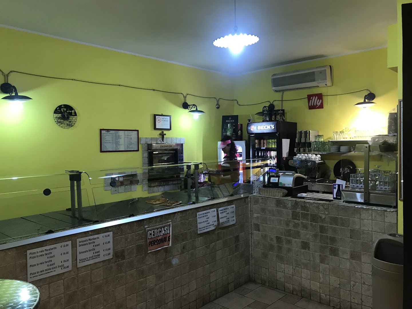 PIZZERIA MONDO PIZZA AL TAGLIO E AL TAVOLO DI MARTINI ROBERTO, Ascoli Piceno