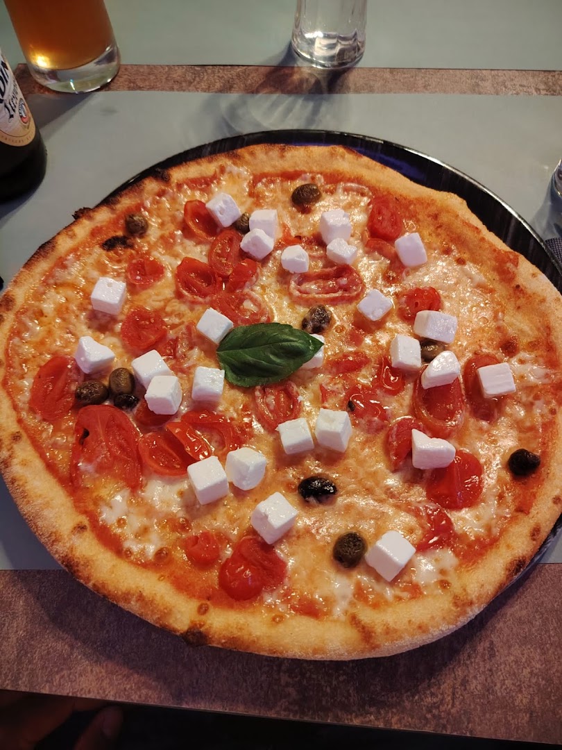Pizzeria @more