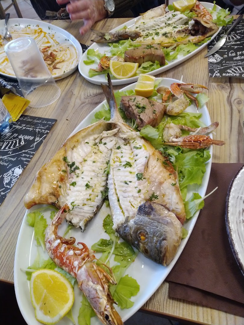 Pizzeria Oltremare specialità di Pesce e Pizza