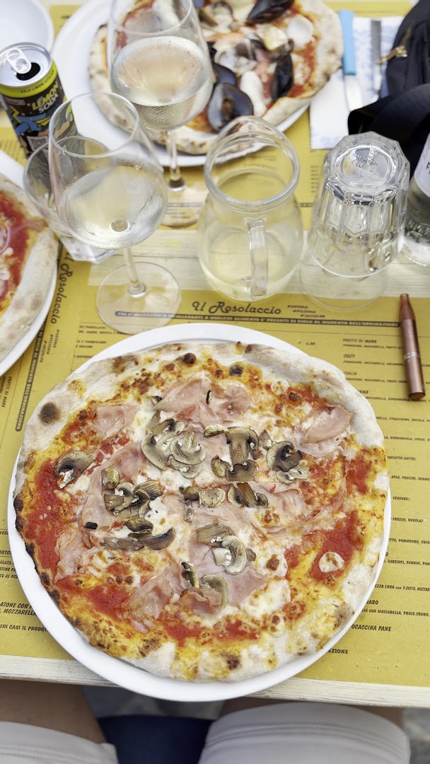 Pizzeria osteria il Rosolaccio food & music