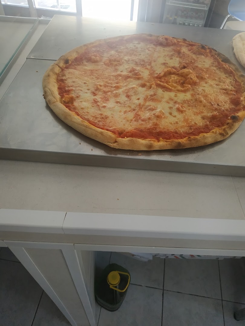 Pizzeria-paninoteca Dergi, Loano