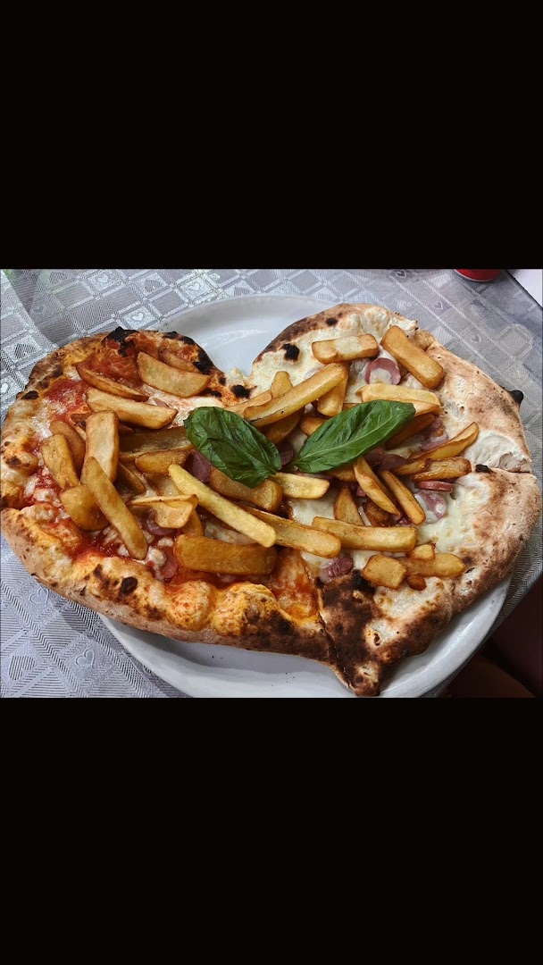 Pizzeria,Paninoteca La Leggenda