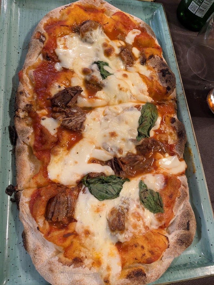 Pizzeria Paradise, Lecce
