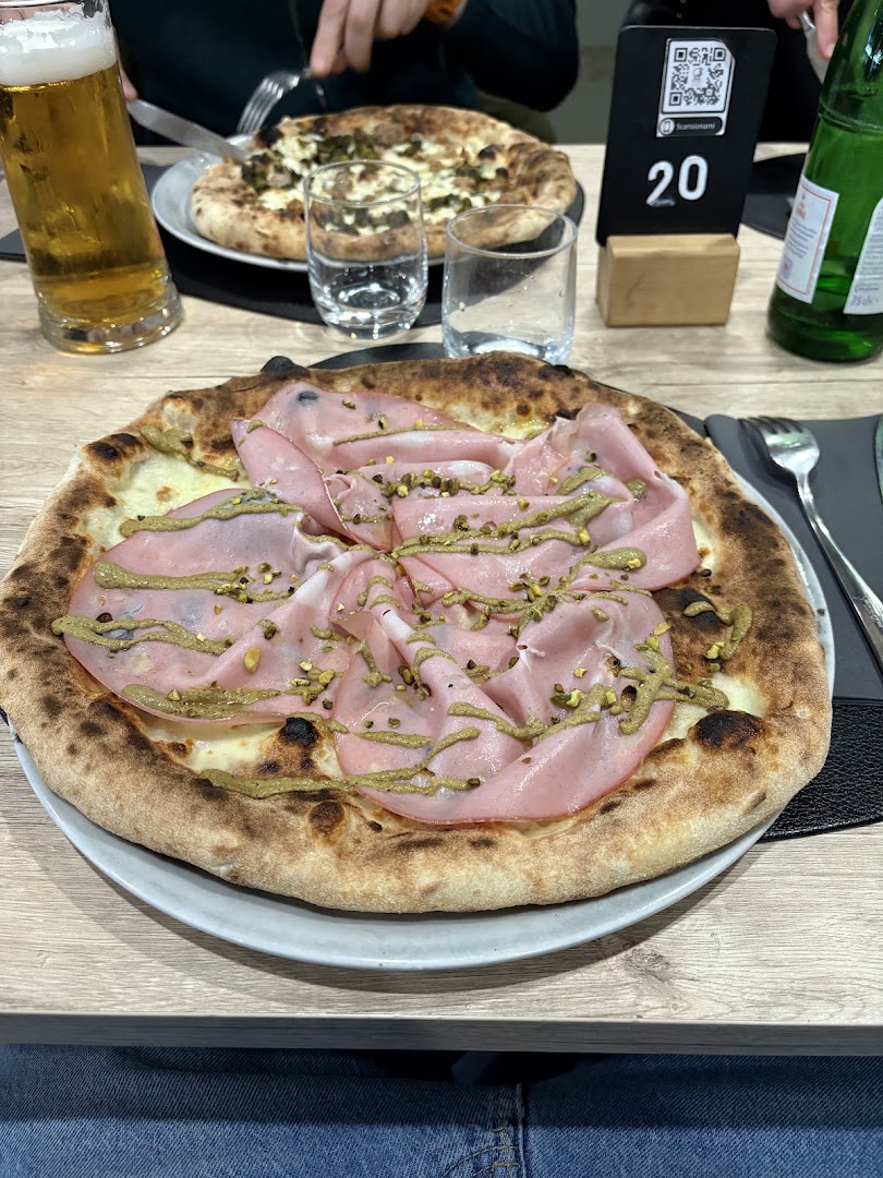 Pizzeria Passione E Tradizione