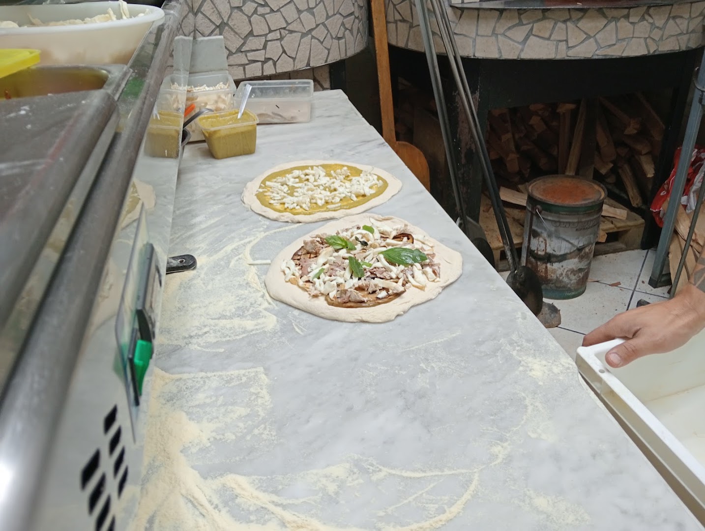 Pizzeria Pazza Pizza